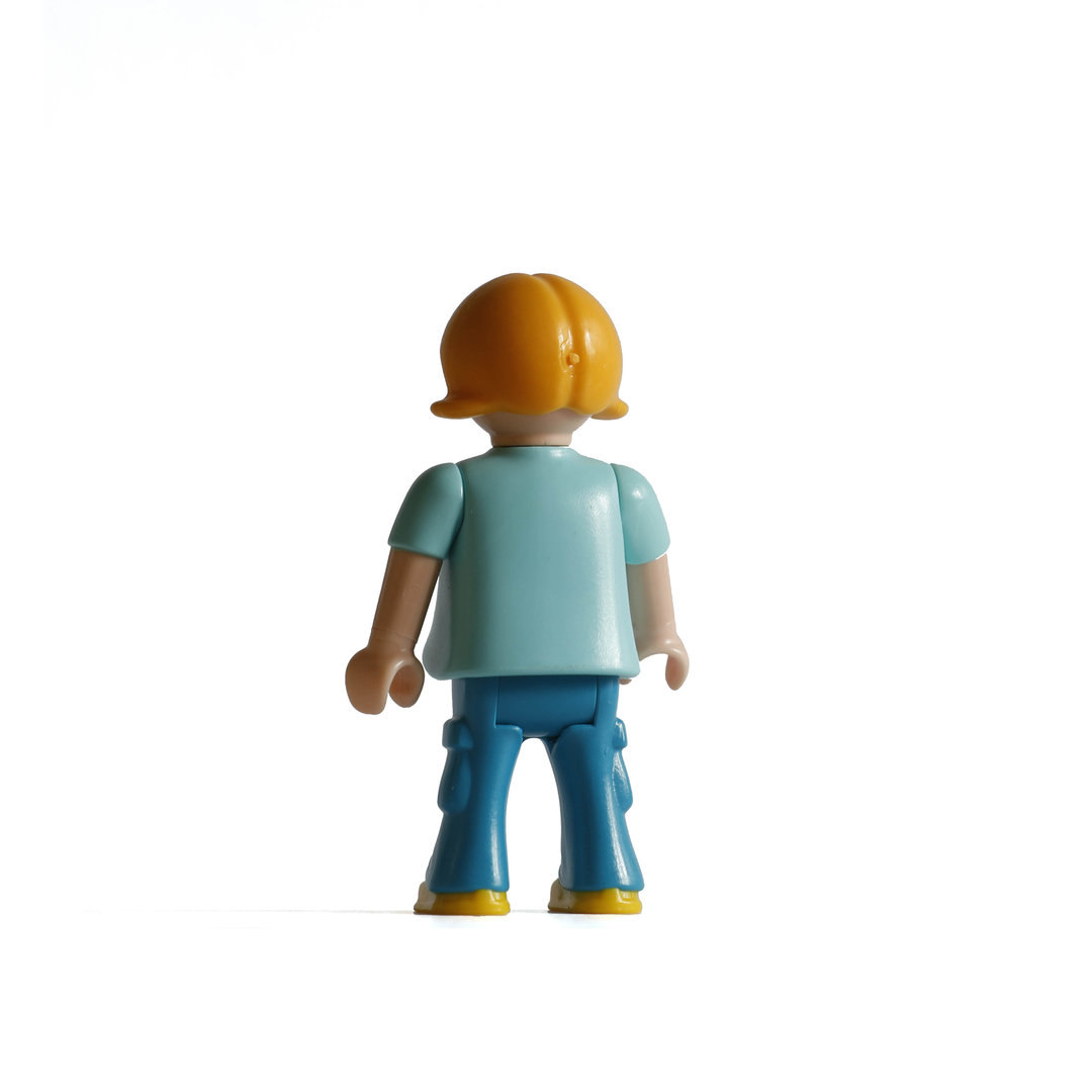 Playmobil Niña de azul con zapatos amarillos ¡Mercadillo! | clickclack.es