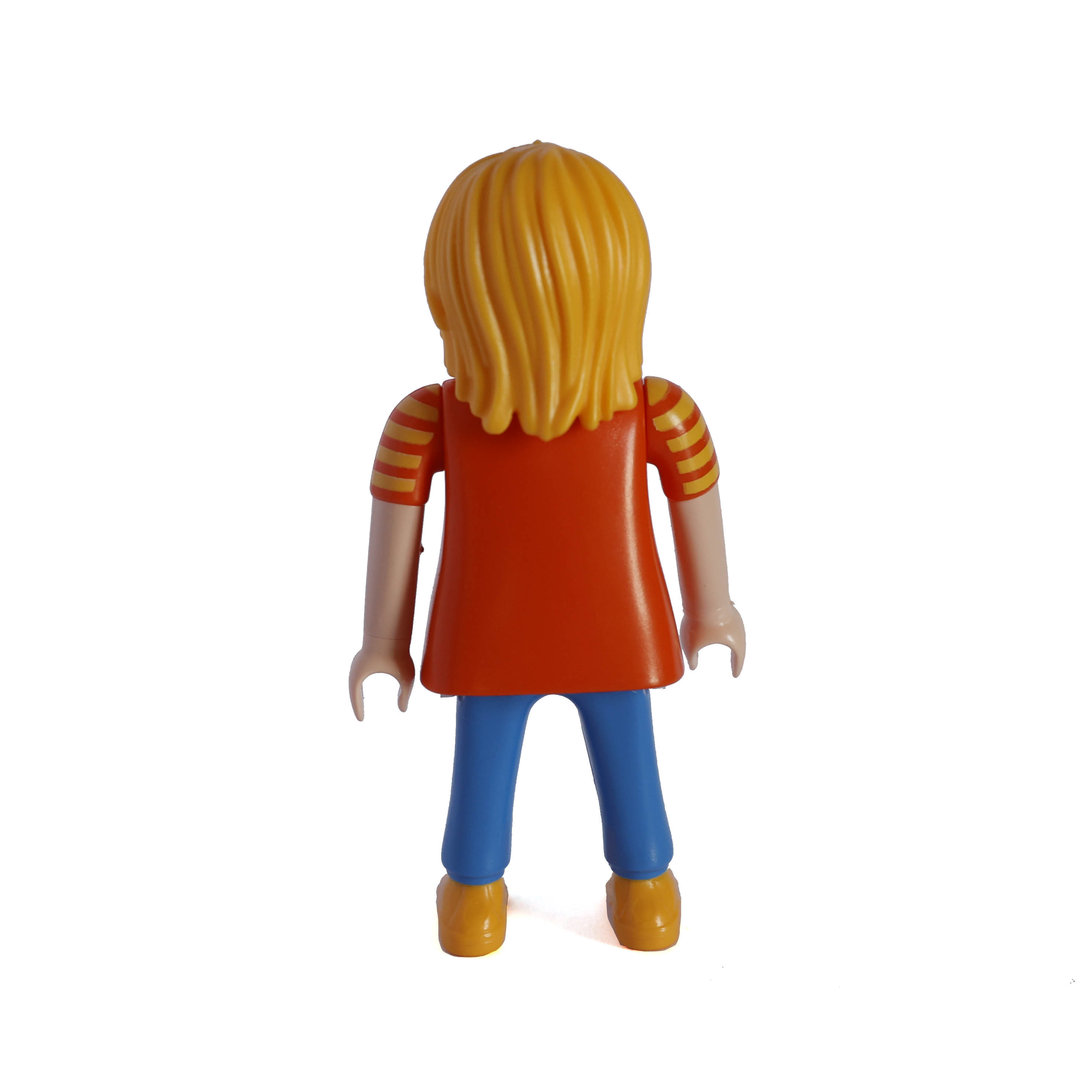 Playmobil Chica rubia con vaqueros y sueter ¡Mercadillo! | clickclack.es