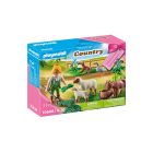 Playmobil 70608 Granjera con animales ¡Country! | clickclack.es
