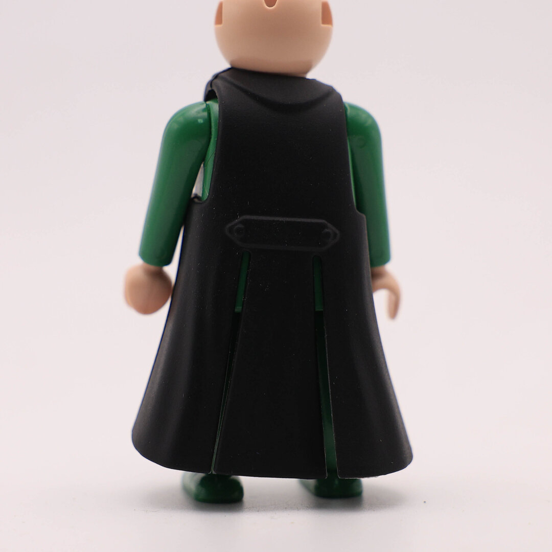 Playmobil Abrigo negro rojo de goma ¡Despiece! | clickclack.es