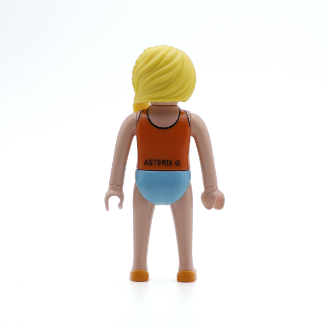 Playmobil Aldeana rubia de naranja y azul ¡Mercadillo! | clickclack.es