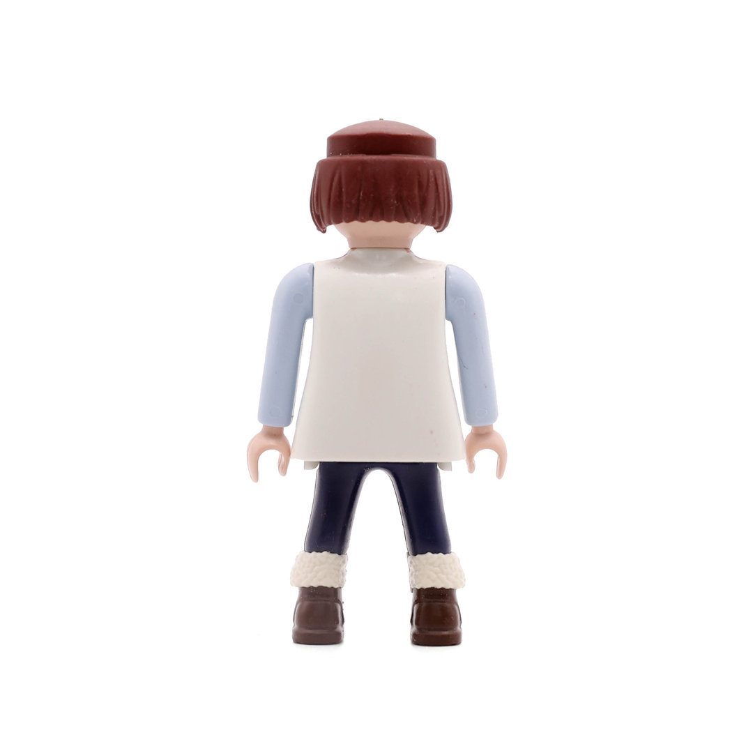 Playmobil Chica castaña de azul, rojo y blanco ¡Mercadillo! | clickclack.es