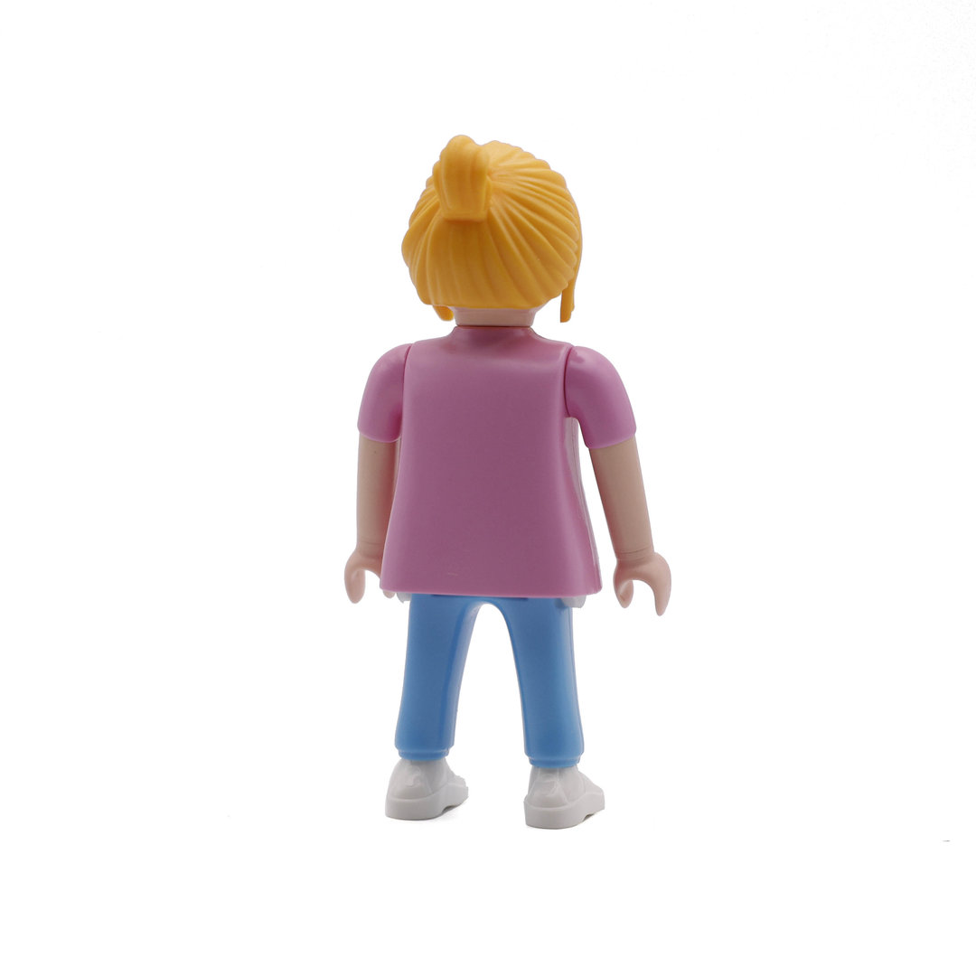 Playmobil Chica hippie de rosa y azul ¡Mercadillo! | clickclack.es