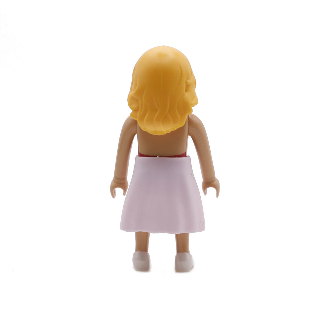 Playmobil Chica rubia con falda rosa ¡Mercadillo! | clickclack.es