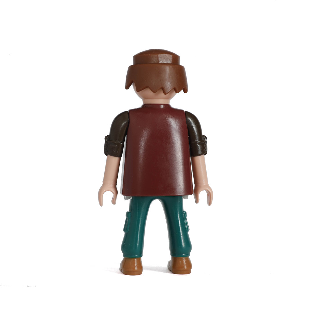 Playmobil Chico con sueter marrón pantalón verde ¡Mercadillo! | clickclack.es