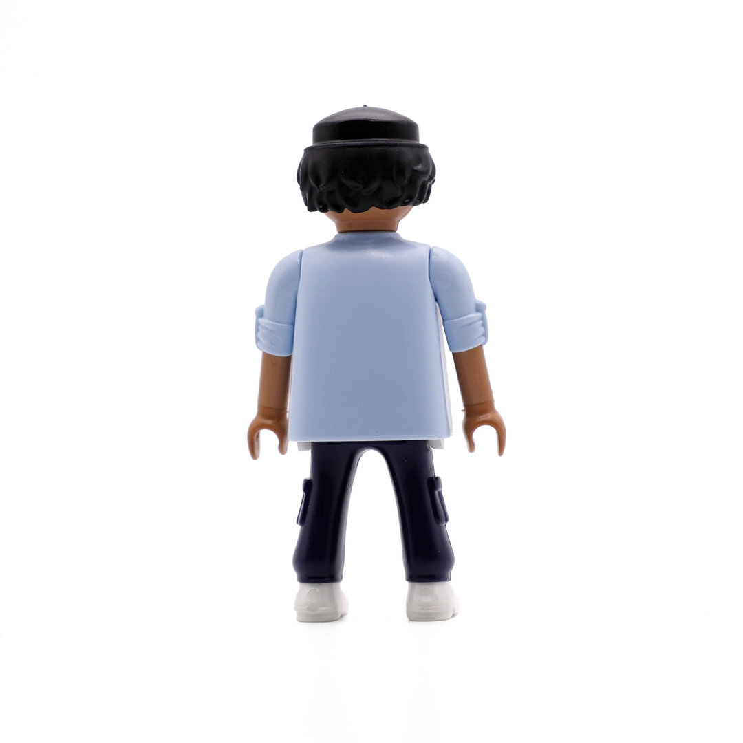 Playmobil Chico moreno de azul ¡Mercadillo! | clickclack.es