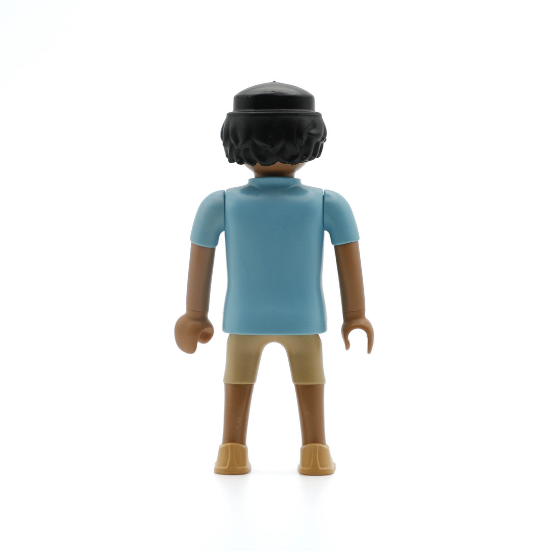 Playmobil Chico pantalón corto azul y marrón ¡Mercadillo! | clickclack.es