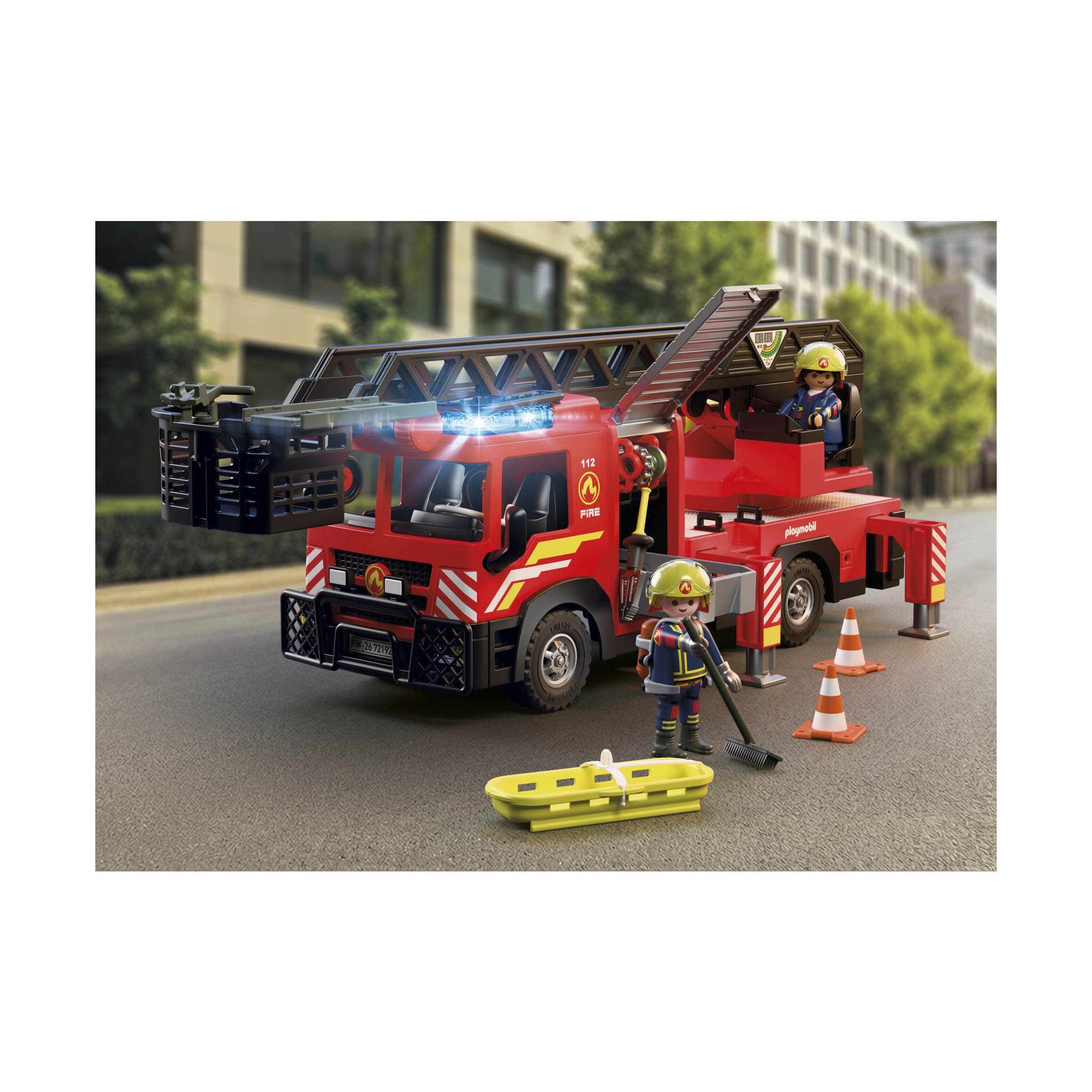 Camión de bomberos con escalera